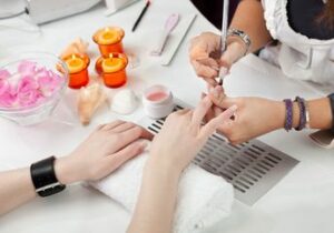 Курсы наращивания ногтей: хобби и профессия