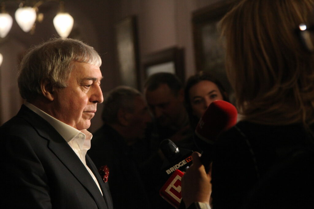 Михаил Гуцериев: пятикратный лауреарт премии "Песня года"