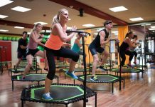 Чему учат в фитнес-центрах с батутами