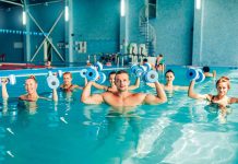 AQUA MIX – оздоравливающая водная аэробика с нагрузками для подтягивания мышц