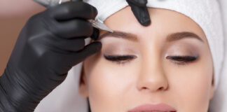 Почему перманентный макияж так популярен у женщин?