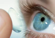Почему контактные линзы начинают мешать: как распознать и что делать
